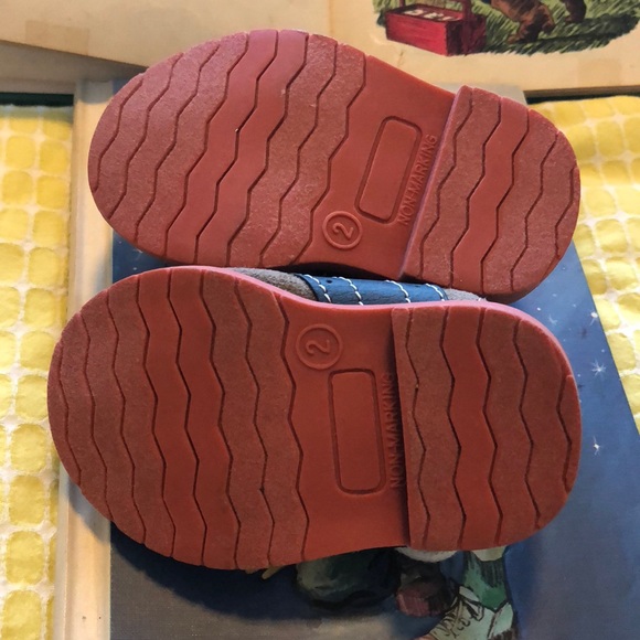 SOLD Oshkosh Saddle Shoes Toddler 2 - Picture 6 of 6